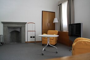 Hotel Cavour et des Officiers