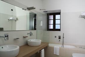 Hotel Cavour et des Officiers