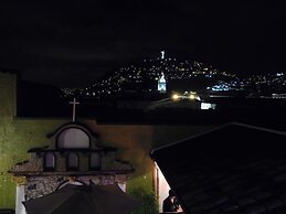 Friends Hotel & Rooftop - Historic Center & Museums