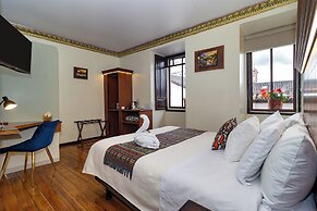 Friends Hotel & Rooftop - Historic Center & Museums