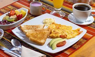 Friends Hotel & Rooftop - Historic Center & Museums