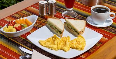 Friends Hotel & Rooftop - Historic Center & Museums