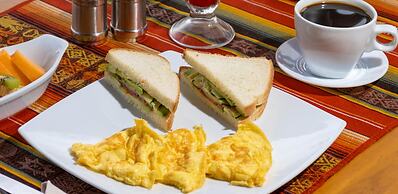 Friends Hotel & Rooftop - Historic Center & Museums