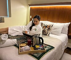 Friends Hotel & Rooftop - Historic Center & Museums