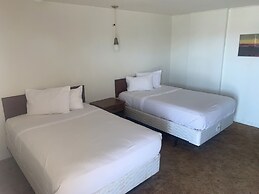 Sawmill Lodges Motel