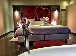 CASA-22 Luxury Boutique Hotel