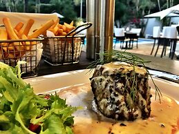 CASA-22 Luxury Boutique Hotel