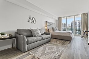 Private Residences at Hotel Arya by SoFLA Vacations