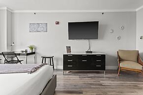 Private Residences at Hotel Arya by SoFLA Vacations