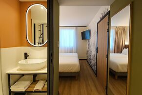 Logis Hôtel de Port d'Alon