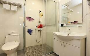 Yapo Bed & Breakfast