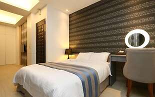 Yapo Bed & Breakfast