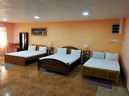 Sunshine Hotel & Hall