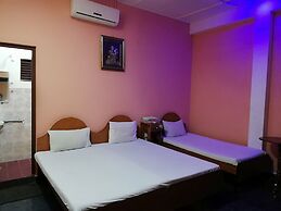 Sunshine Hotel & Hall