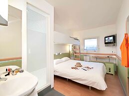 ibis budget Dole