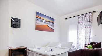 Thalassa Apart Hotel