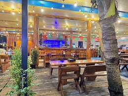 Lanta Island Resort