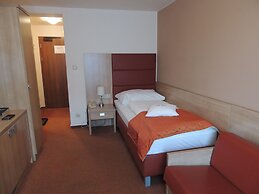 Hotel Club
