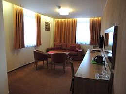Hotel Club