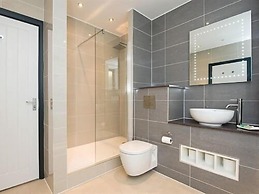 Heaps House
