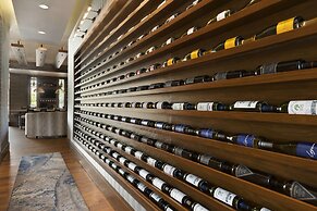 Embassy Suites by Hilton Greenville Downtown Riverplace