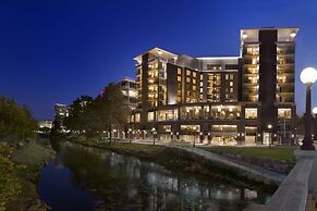 Embassy Suites by Hilton Greenville Downtown Riverplace