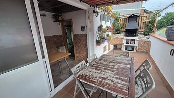 Attic & Terrace BBQ Park Güell BCN Metro