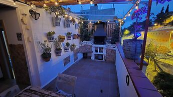 Attic & Terrace BBQ Park Güell BCN Metro