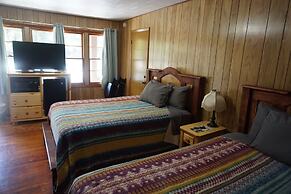 Marshall's Creek Rest Motel