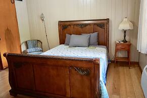 Marshall's Creek Rest Motel