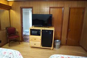 Marshall's Creek Rest Motel