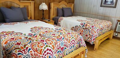 Marshall's Creek Rest Motel