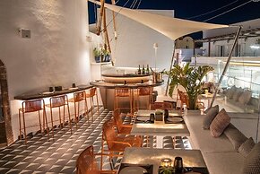 Amor Hideaway Villas