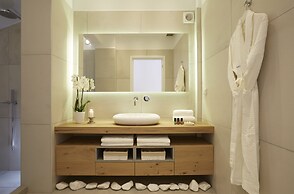 Amor Hideaway Villas