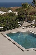 Amor Hideaway Villas