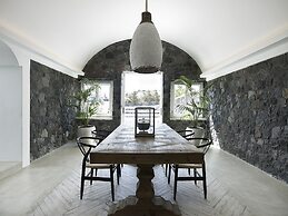 Amor Hideaway Villas