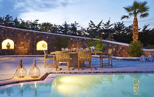 Amor Hideaway Villas