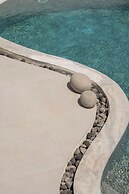 Amor Hideaway Villas