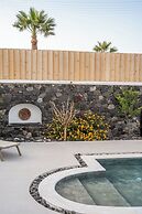 Amor Hideaway Villas