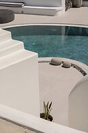 Amor Hideaway Villas