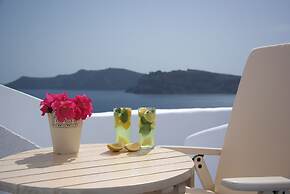 Thirea Suites & Studios - Adults Only