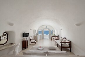 Thirea Suites & Studios - Adults Only