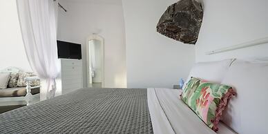 Thirea Suites & Studios - Adults Only