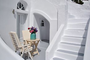 Thirea Suites & Studios - Adults Only