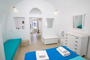 Thirea Suites & Studios - Adults Only