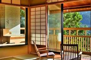 Kanbayashi Hotel Senjukaku