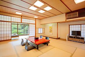 Art Hotel KOKURA New Tagawa