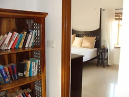 Villa Fountain Court