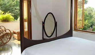 Villa Fountain Court