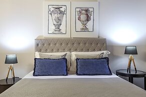 Corte Segreta Apartments